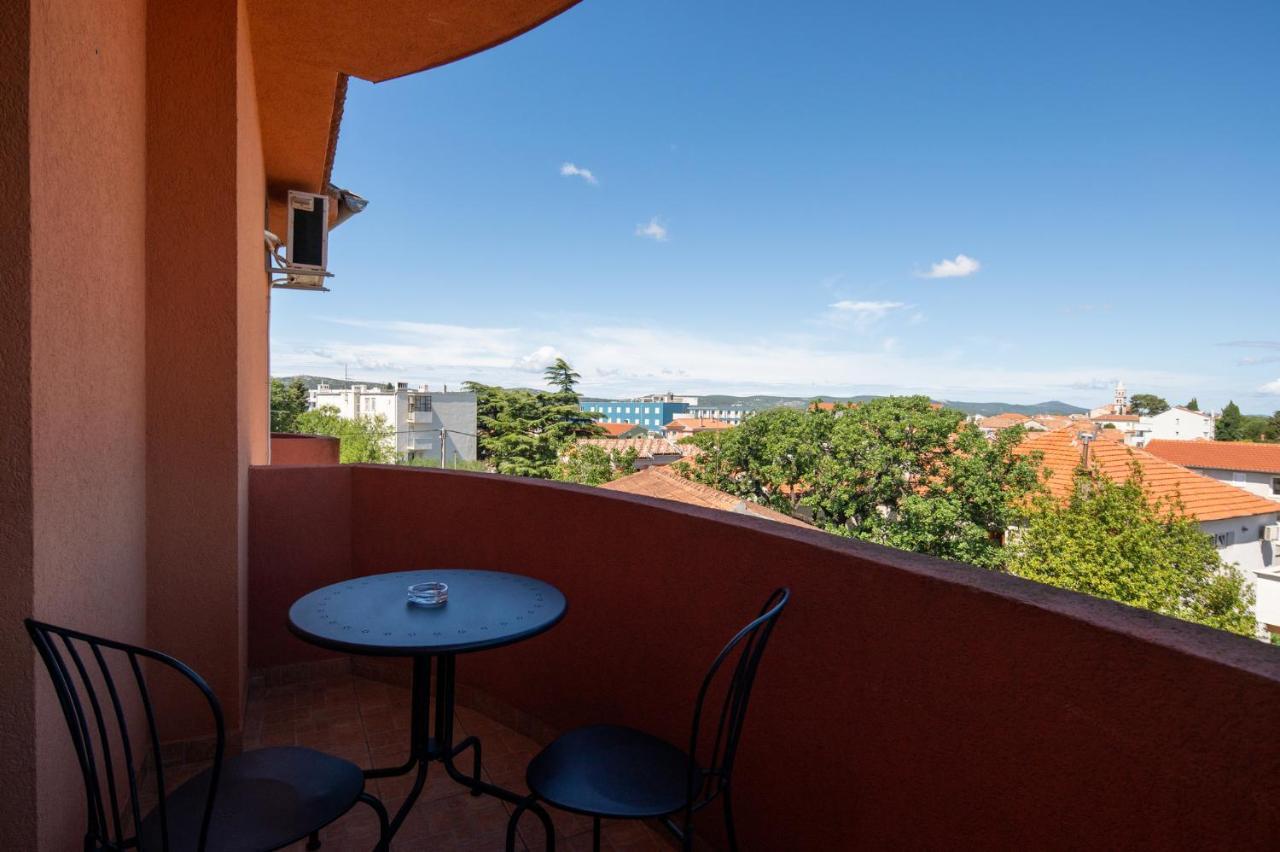 Villa Maimare Biograd Na Moru Eksteriør billede