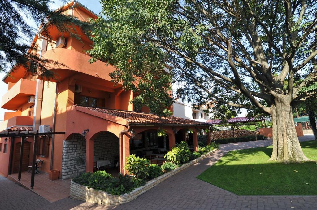 Villa Maimare Biograd Na Moru Eksteriør billede